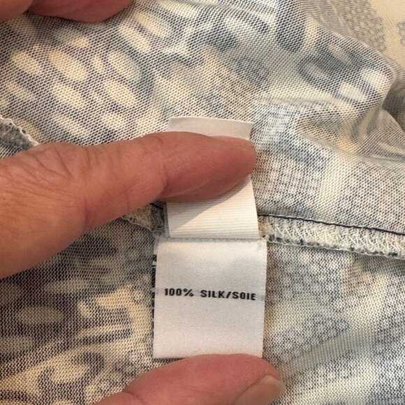 Diane von Furstenberg Navy New Jeanne Two Wrap Navy Dress 100% Silk Size 10 - Picture 12 of 13